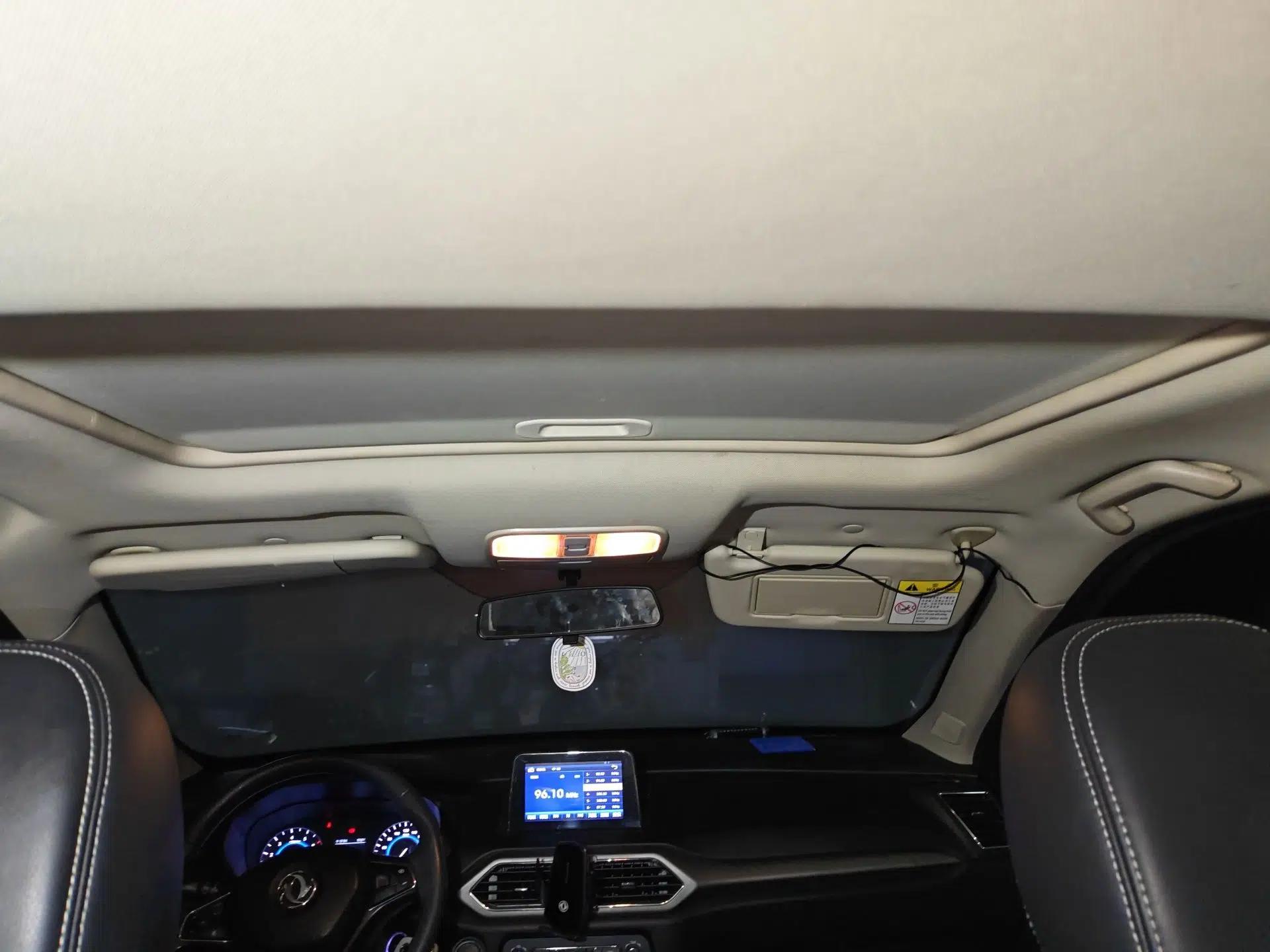 Dongfeng Fengon S560 2018 1.8L Manual Comfort 7-Seater — миниатюра 15