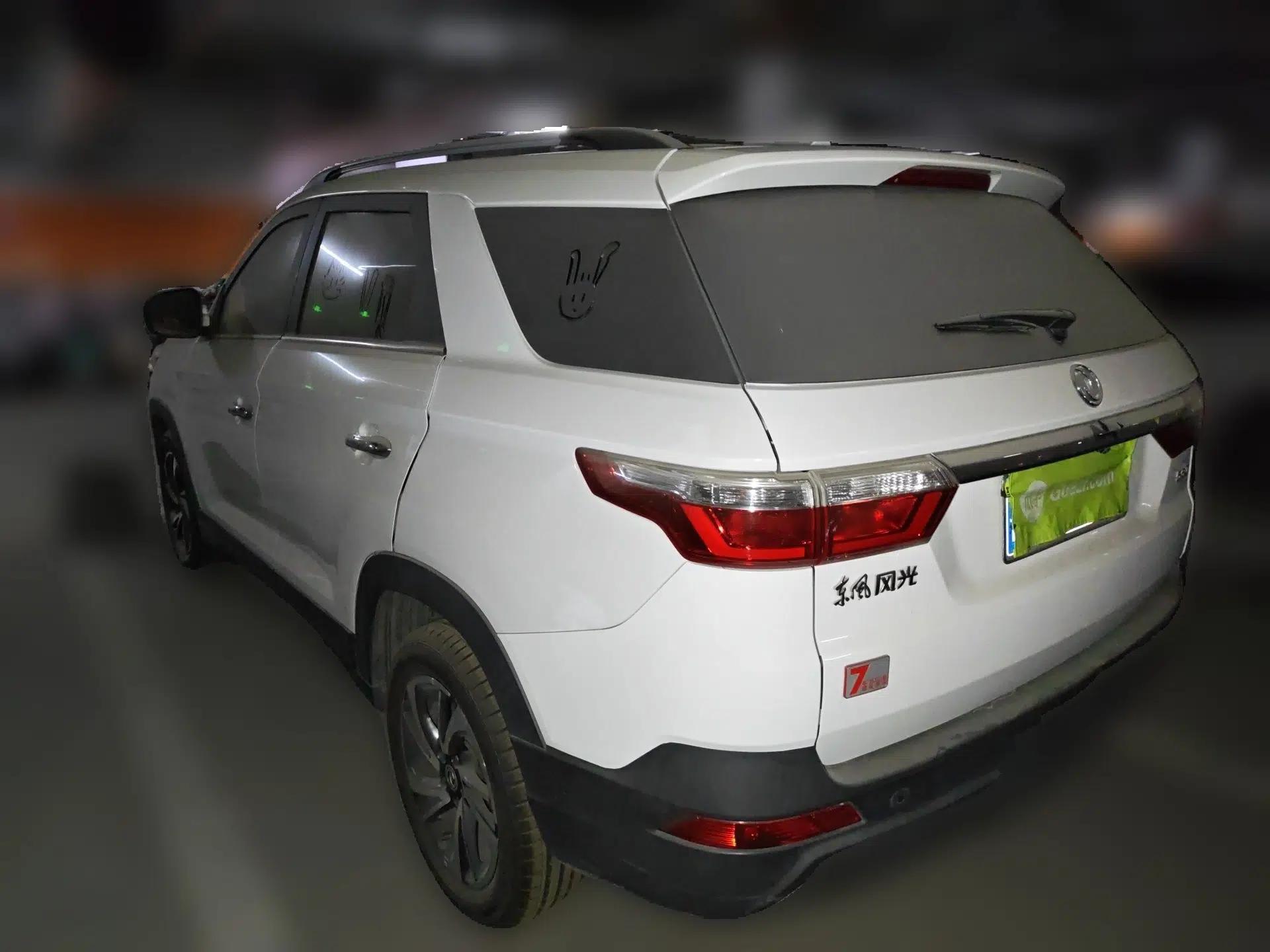 Dongfeng Fengon S560 2018 1.8L Manual Comfort 7-Seater — миниатюра 4