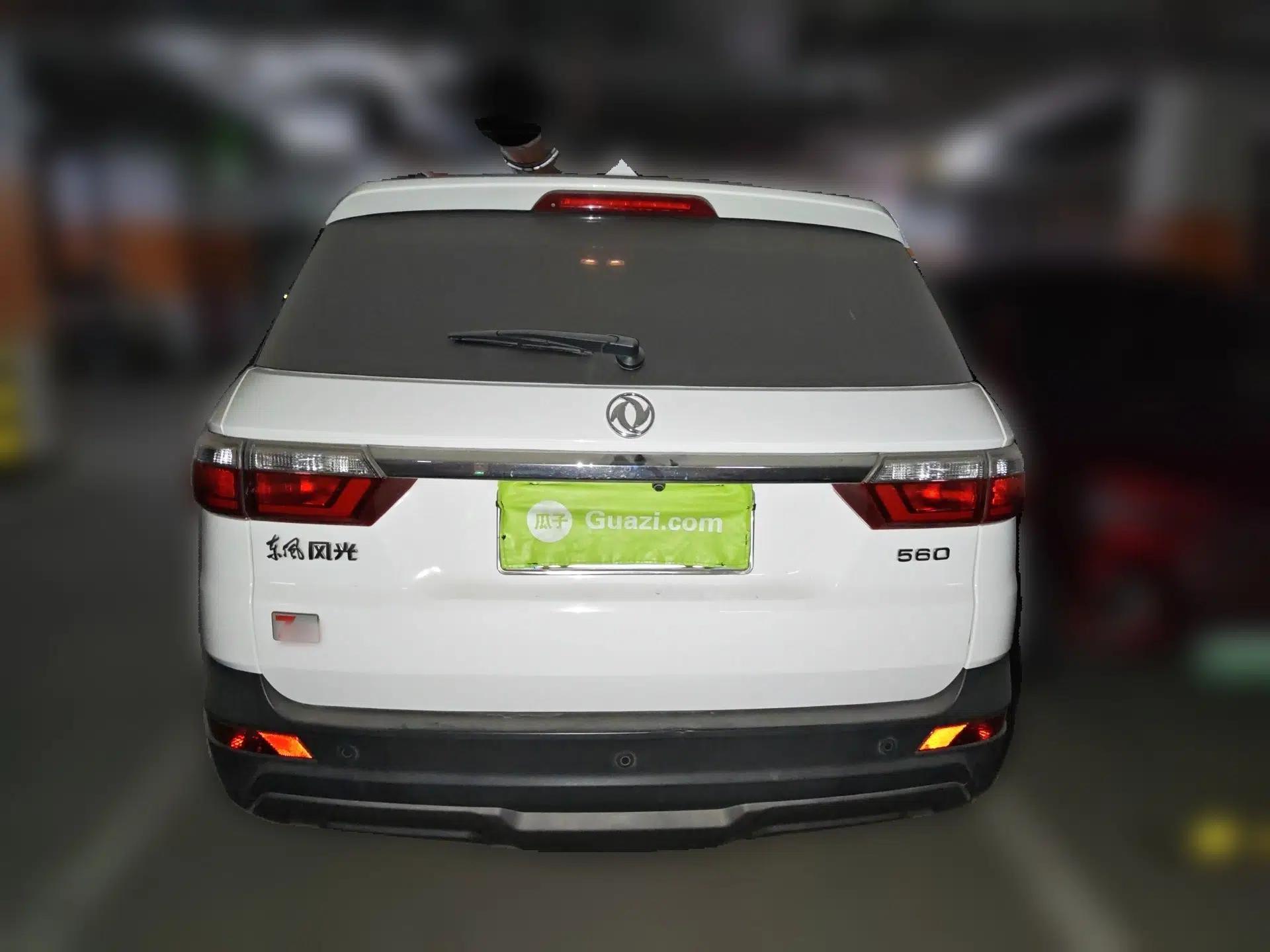 Dongfeng Fengon S560 2018 1.8L Manual Comfort 7-Seater — миниатюра 5