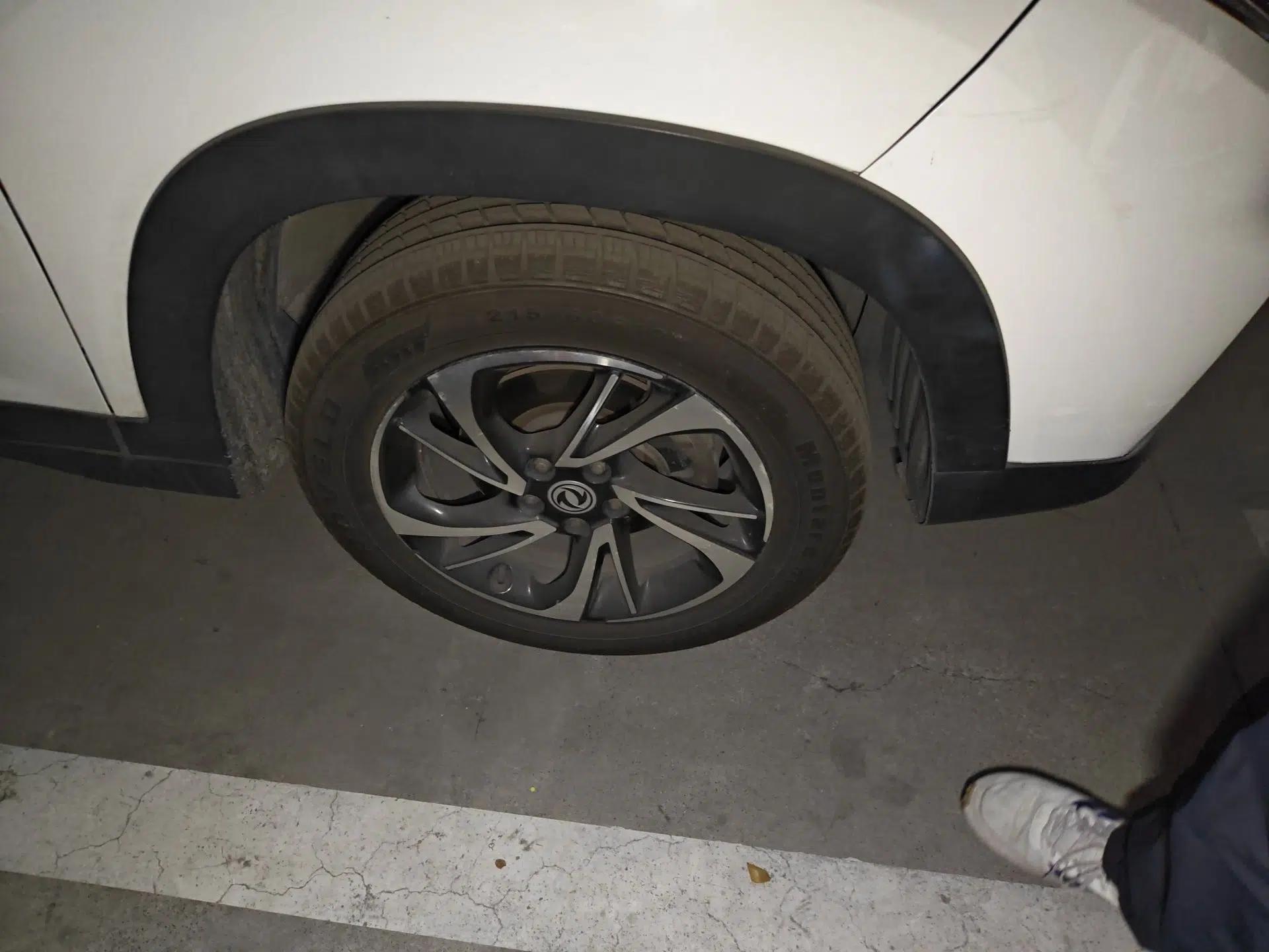 Dongfeng Fengon S560 2018 1.8L Manual Comfort 7-Seater — миниатюра 8