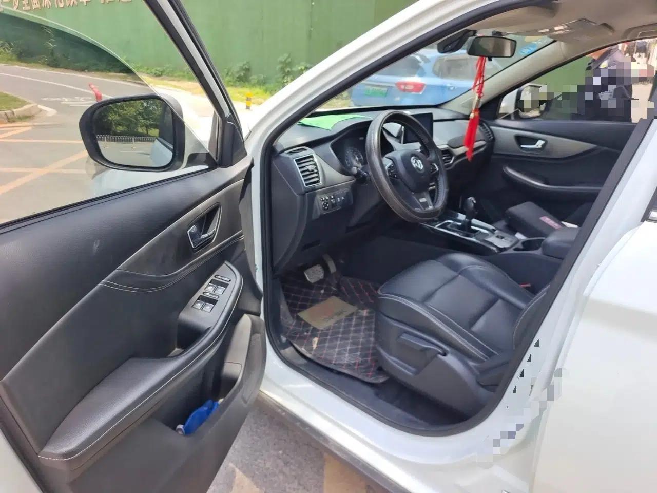 Dongfeng Fengon S560 2018 1.8L CVT Prestige Model — миниатюра 19