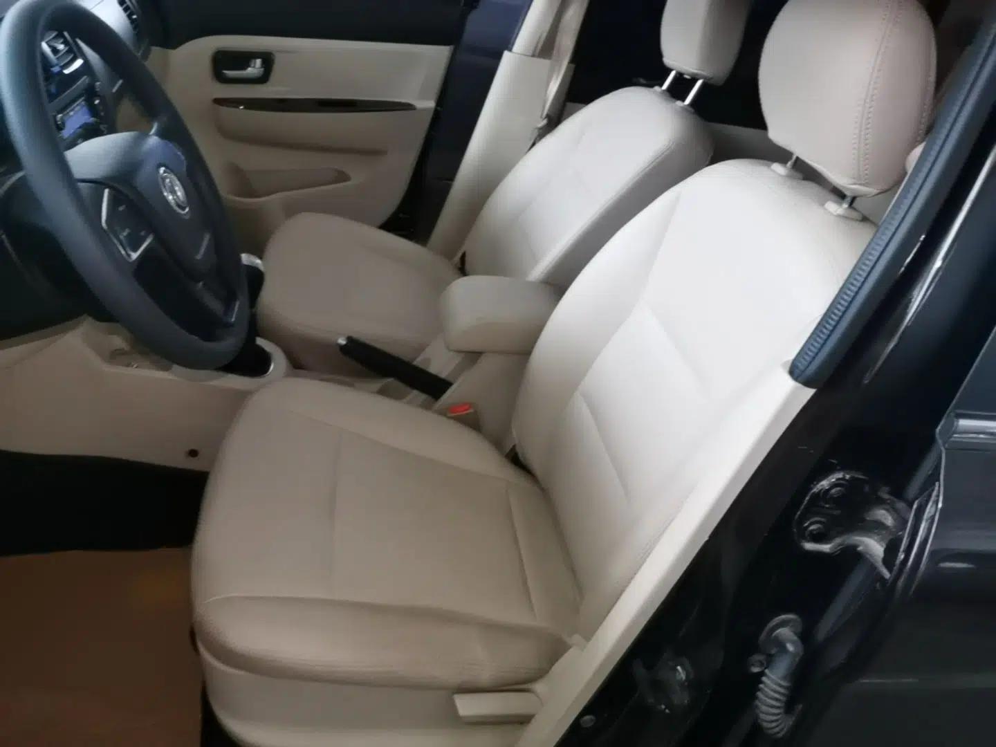 Dongfeng Fengon 370 2016 1.5L Manual Standard Edition SFG15-05 7 Seats — миниатюра 17