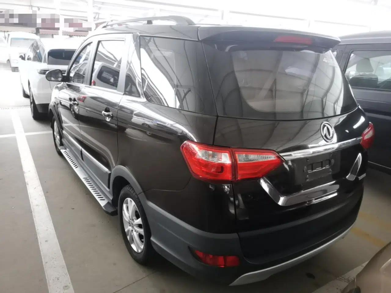 Dongfeng Fengon 370 2016 1.5L Manual Standard Edition SFG15-05 7 Seats — миниатюра 7