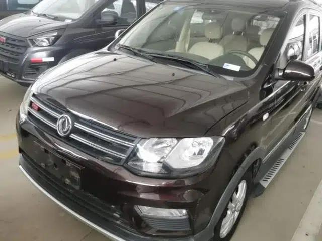 Dongfeng Fengon 370 2016 1.5L Manual Standard Edition SFG15-05 7 Seats