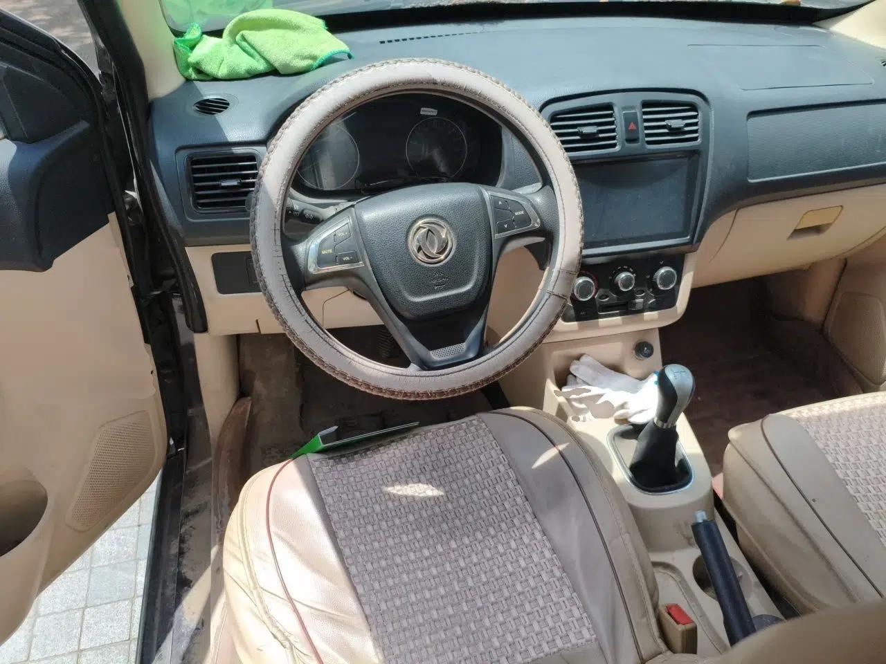 Dongfeng Fengon 370 2016 1.5L Manual Standard Edition SFG15-05 7 Seats — миниатюра 11