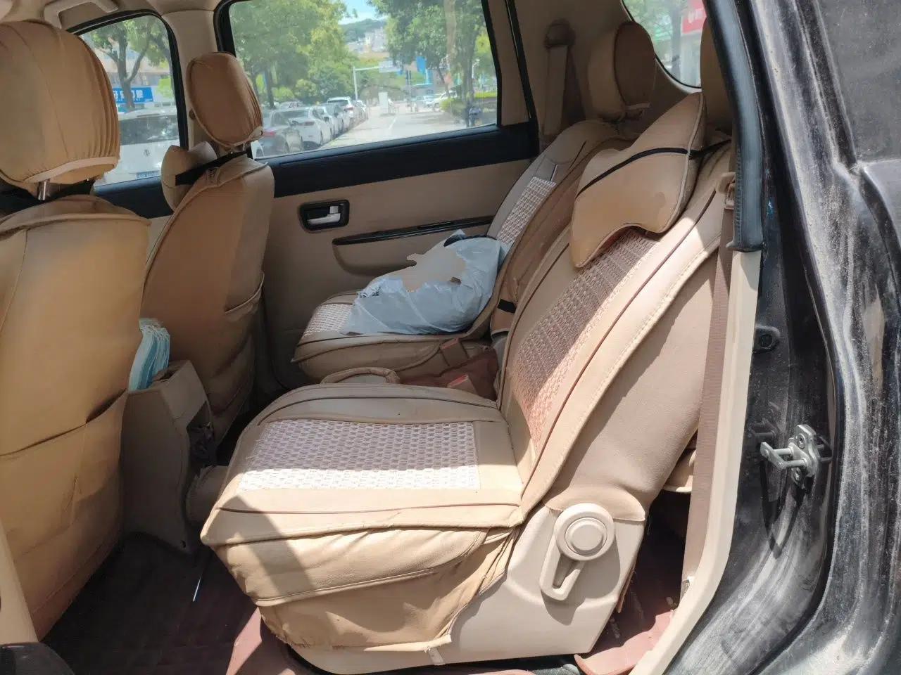 Dongfeng Fengon 370 2016 1.5L Manual Standard Edition SFG15-05 7 Seats — миниатюра 18