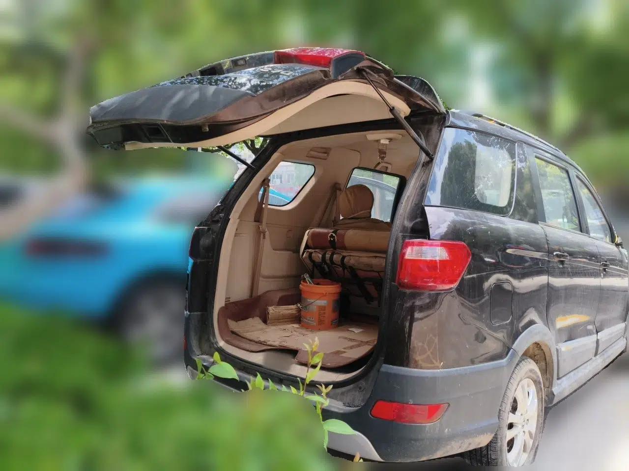 Dongfeng Fengon 370 2016 1.5L Manual Standard Edition SFG15-05 7 Seats — миниатюра 20