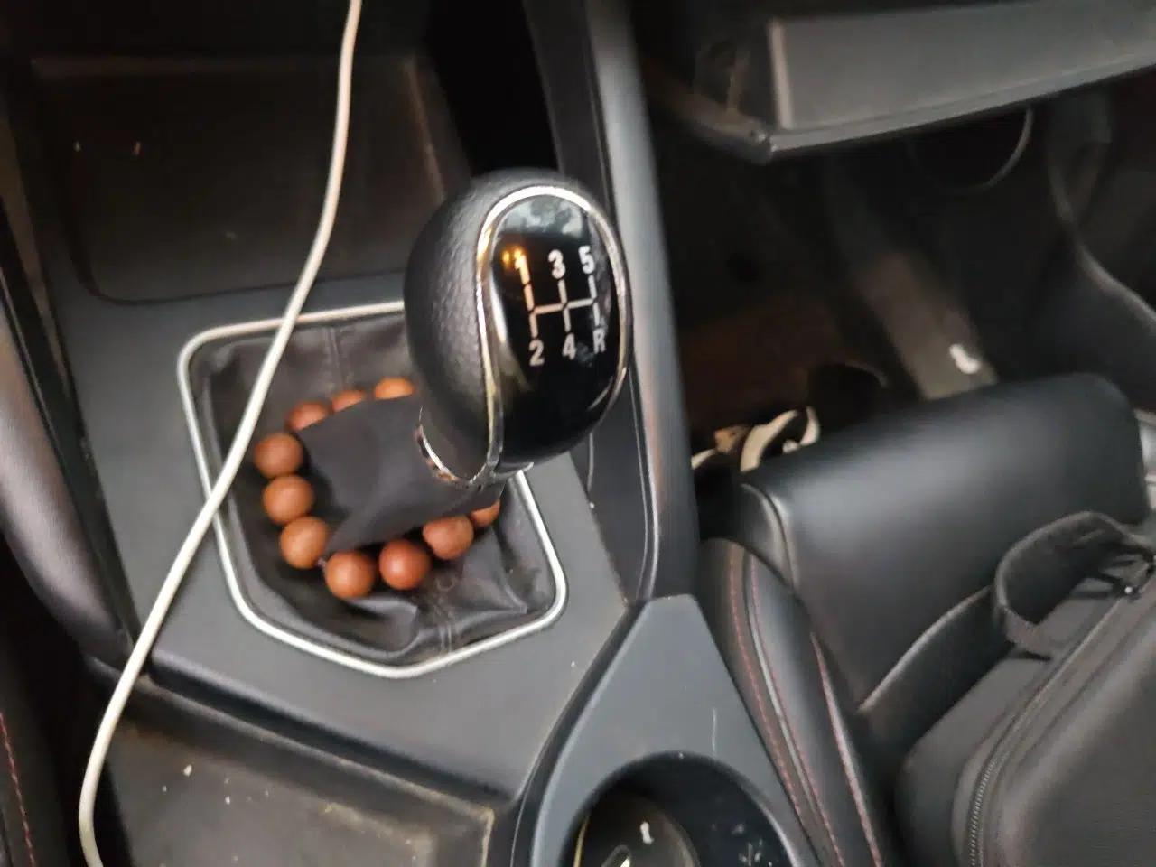 Dongfeng Fengon 500 2021 1.5L Manual Enjoyment Model — миниатюра 15