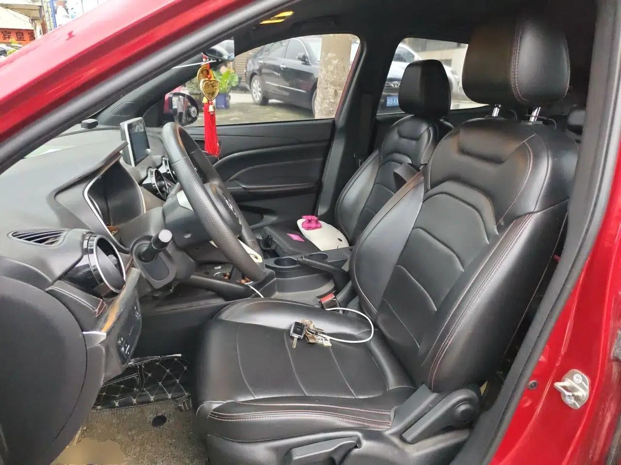 Dongfeng Fengon 500 2021 1.5L Manual Enjoyment Model — миниатюра 16