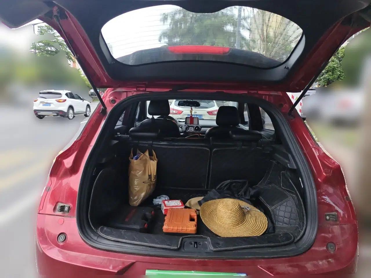 Dongfeng Fengon 500 2021 1.5L Manual Enjoyment Model — миниатюра 20