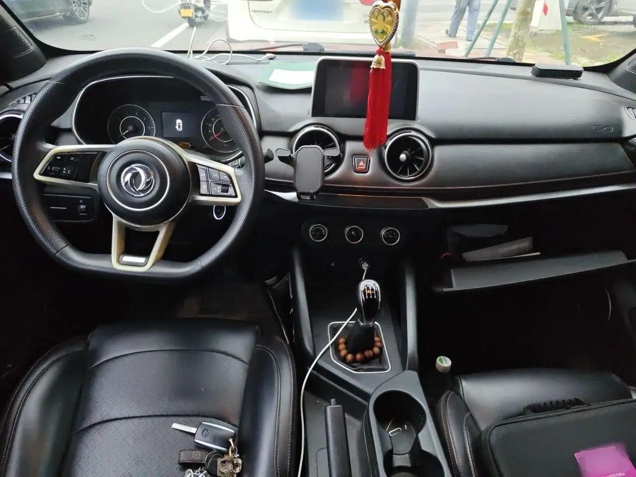 Dongfeng Fengon 500 2021 1.5L Manual Enjoyment Model — миниатюра 10