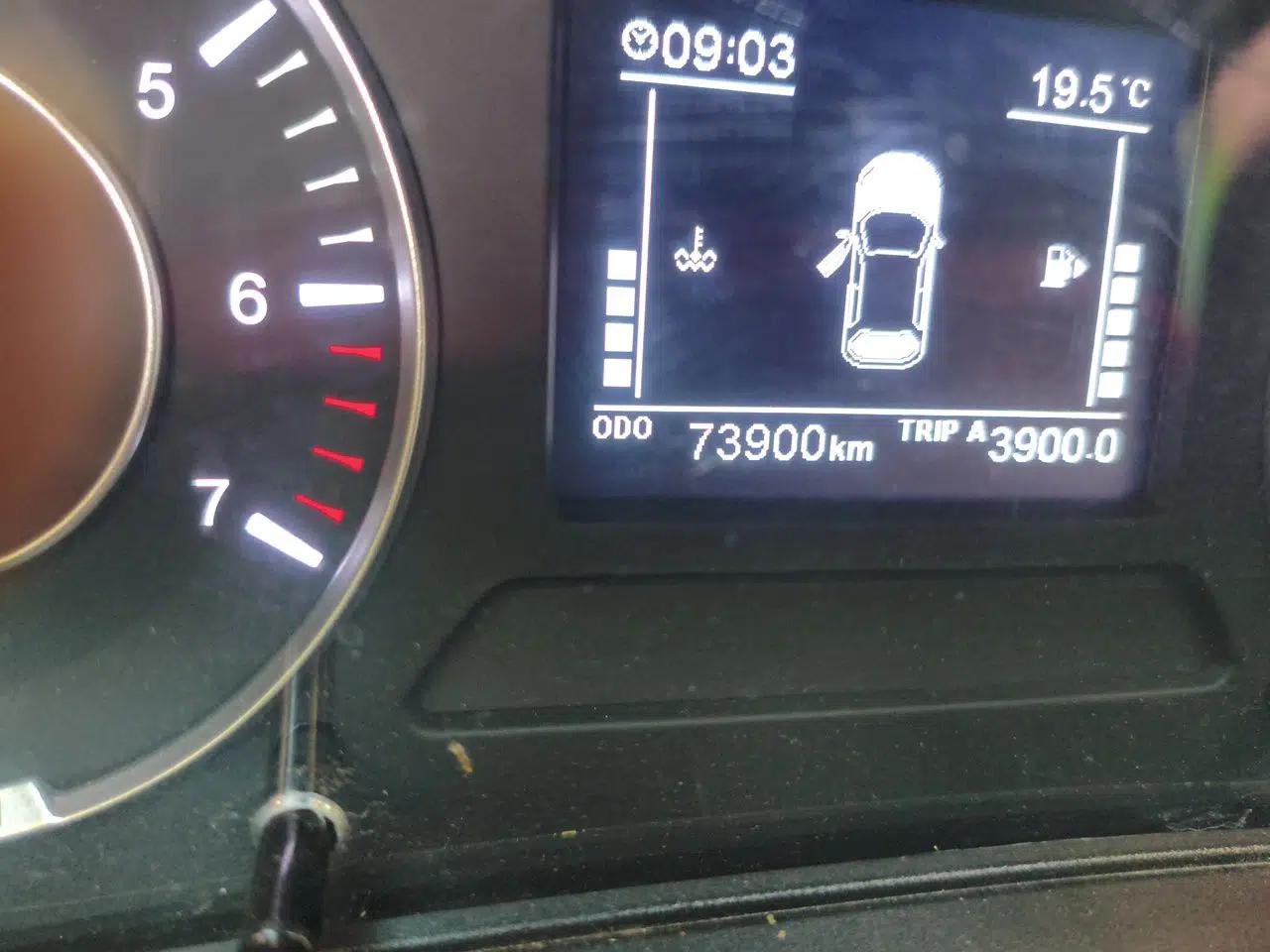 Dongfeng Fengon 500 2022 1.5T Manual Enjoyment Model — миниатюра 13