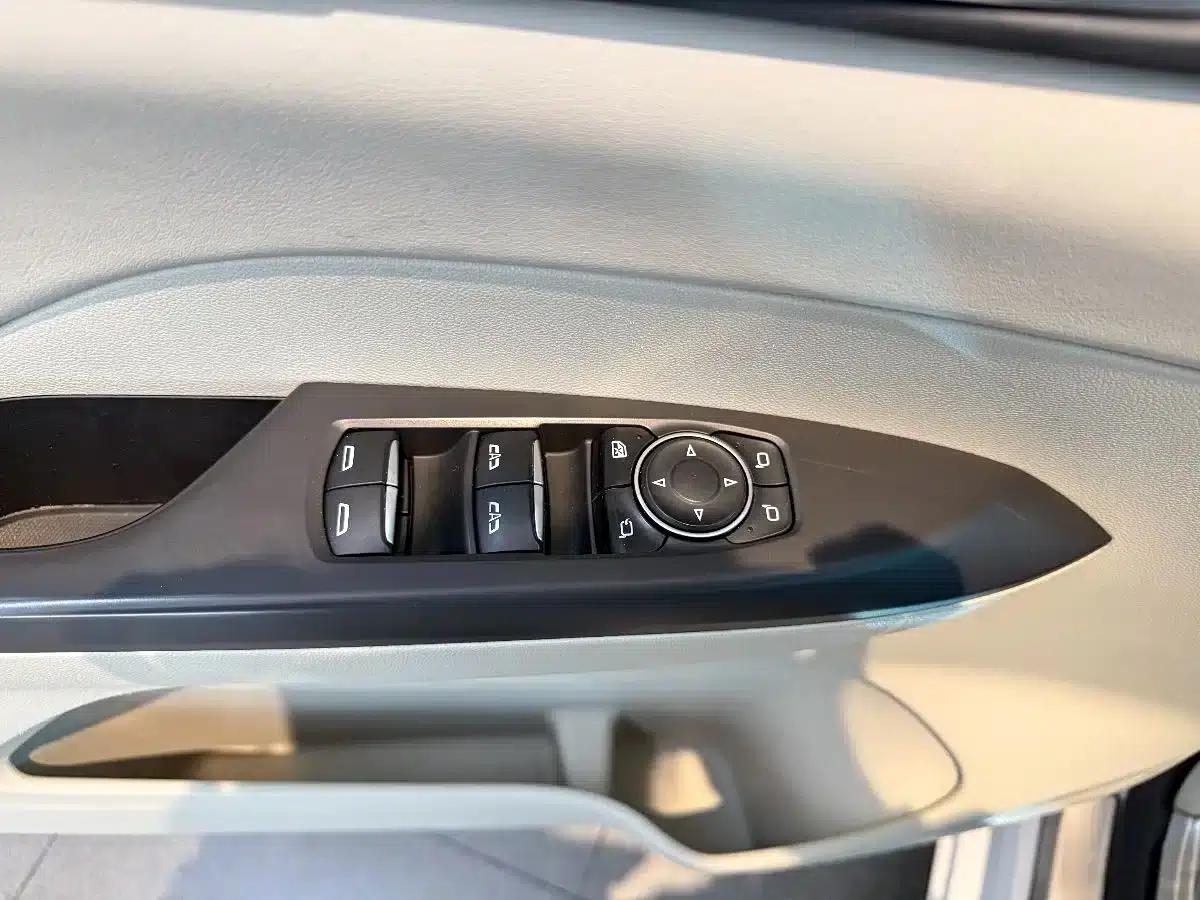 Buick GL8 2020 ES Avantgarde 653T Comfort — миниатюра 13