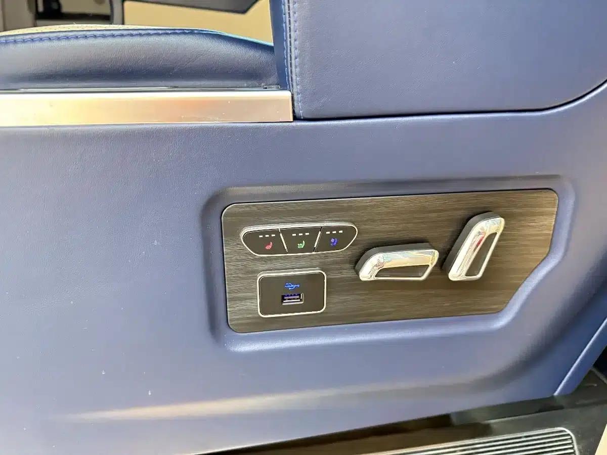 Buick GL8 2020 ES Avantgarde 653T Comfort — миниатюра 16