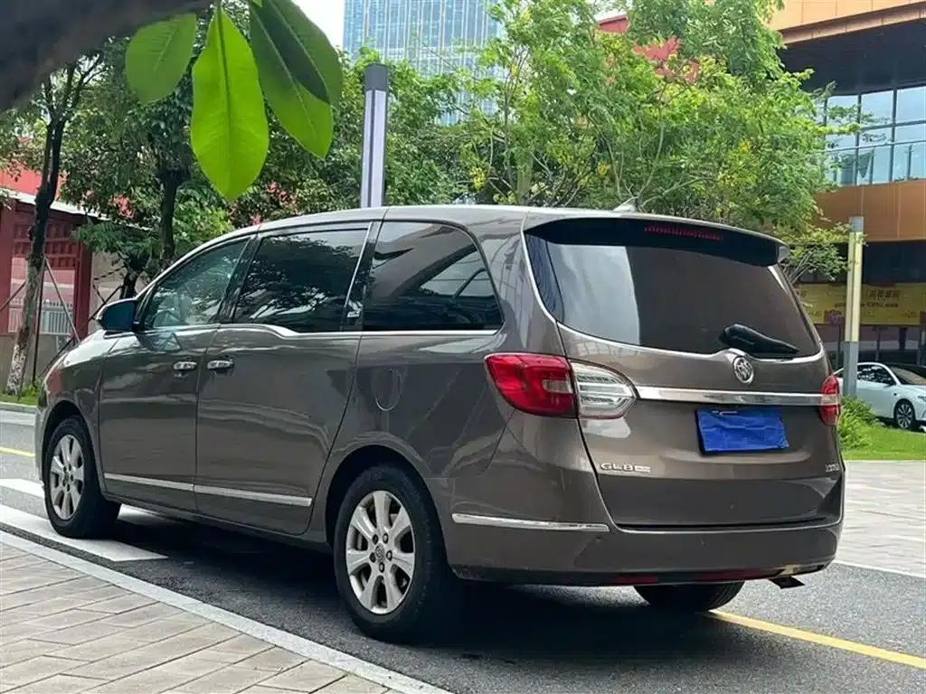 Buick GL8 2014 3.0L XT Luxury Business Flagship Edition — миниатюра 7