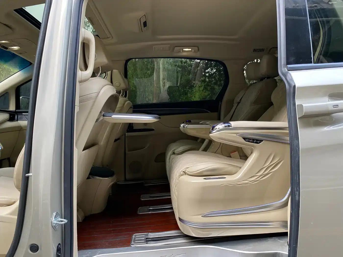 Buick GL8 2022 ES Avantgarde 653T Premium Edition — миниатюра 5