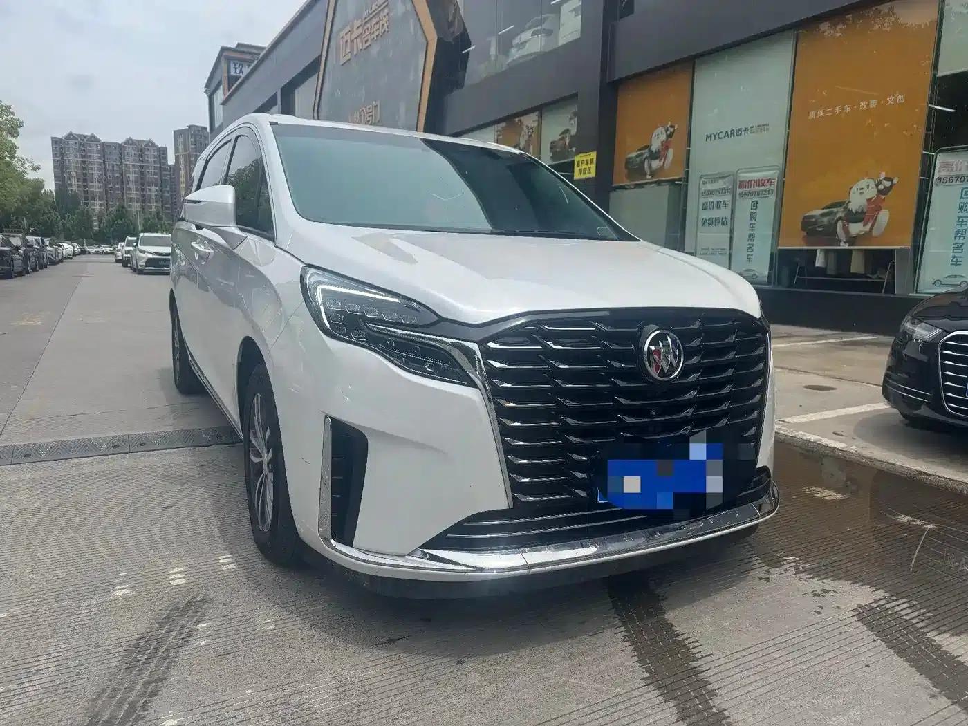 Buick GL8 2023 ES Luxury Comfort Edition — миниатюра 3