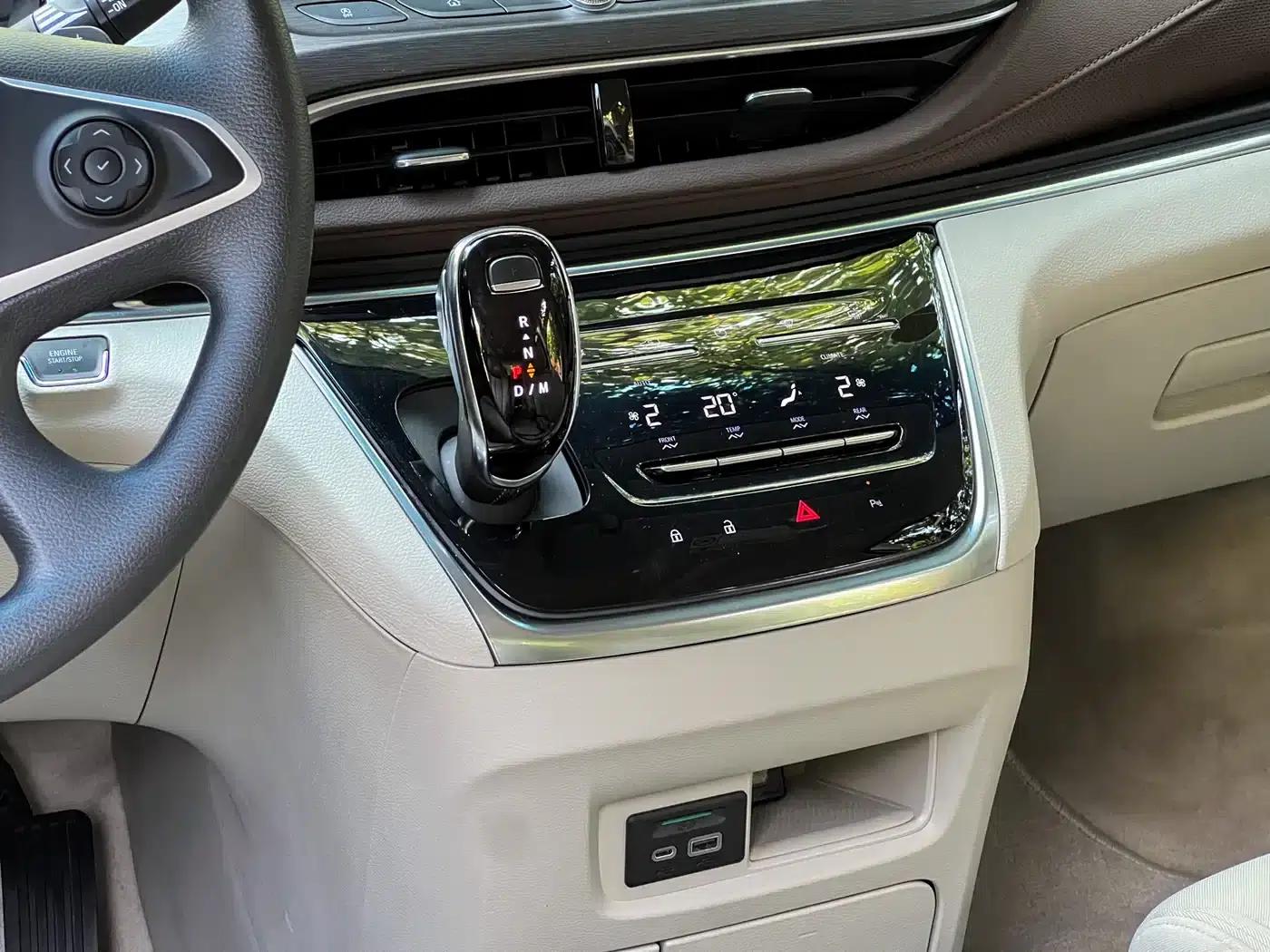 Buick GL8 2023 Land Business Class Comfort Edition — миниатюра 18