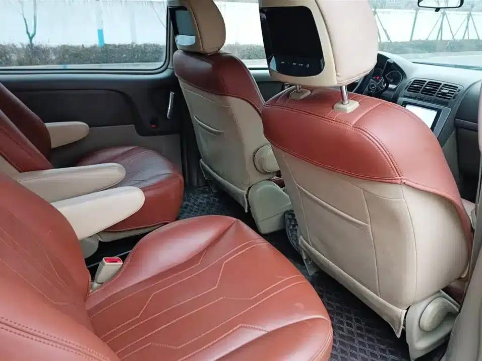 Buick GL8 2014 2.4L Classic Edition — миниатюра 12