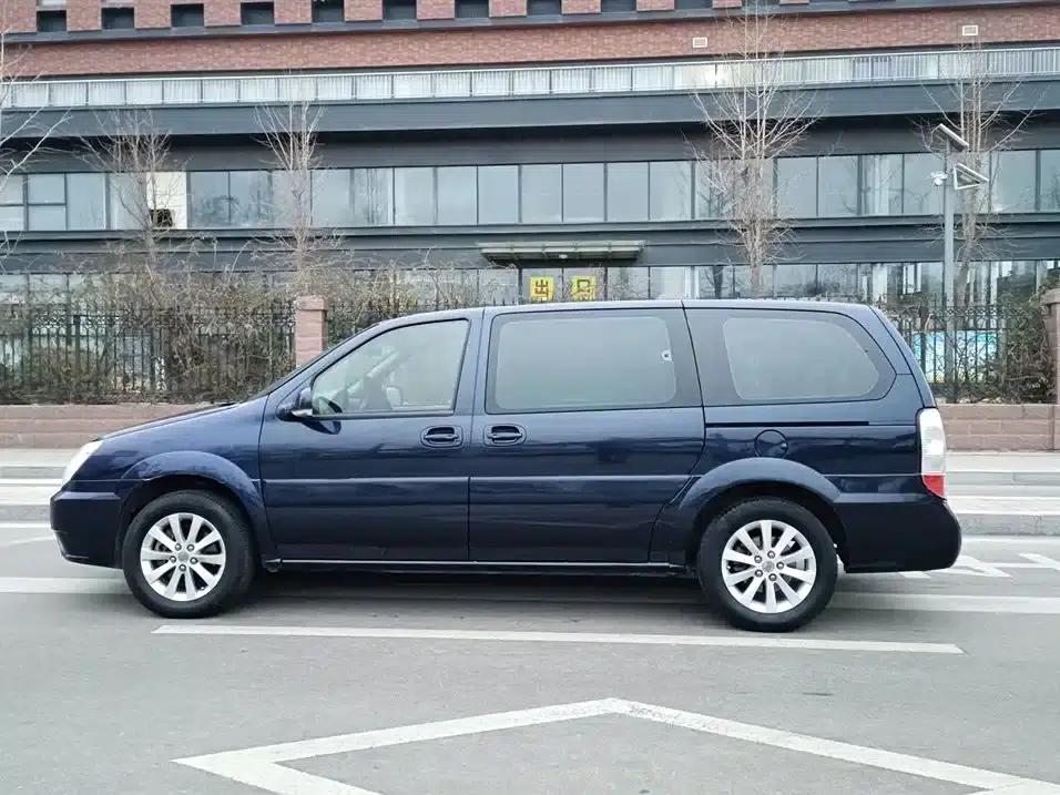 Buick GL8 2014 2.4L Classic Edition — миниатюра 3