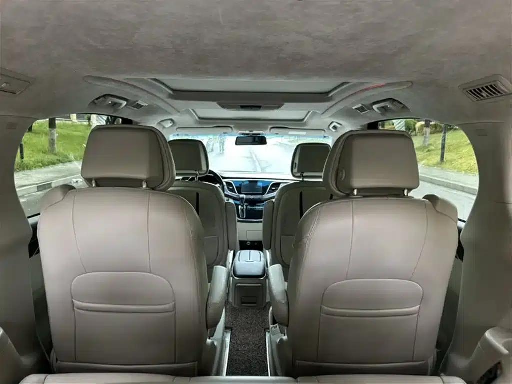 Buick GL8 2017 28T Avenir (National V Emission Standard) — миниатюра 12