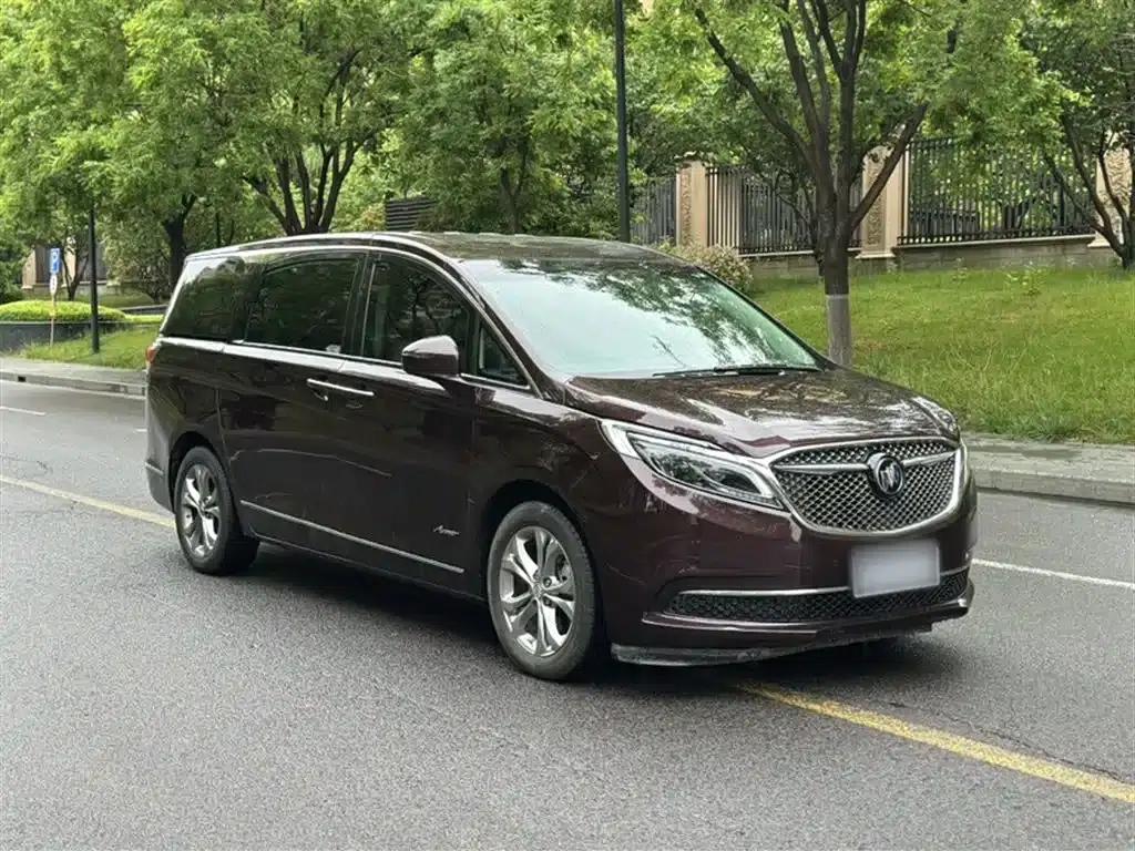 Buick GL8 2017 28T Avenir (National V Emission Standard) — миниатюра 25