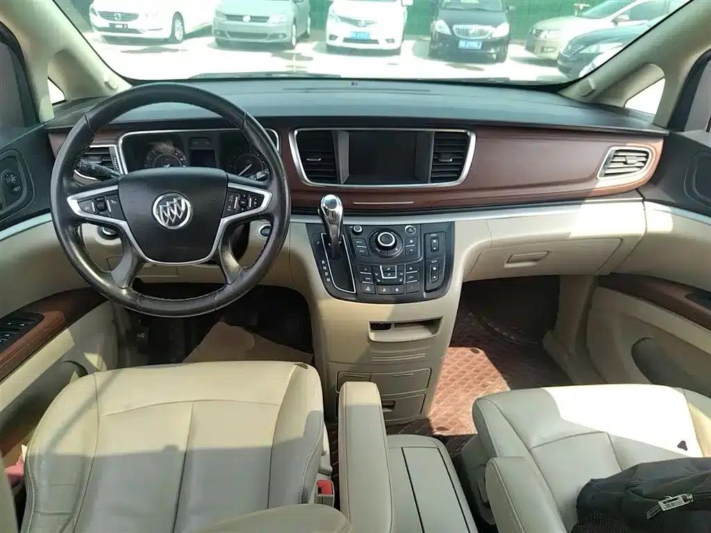 Buick GL8 2017 25S Premium Edition (National V Emission Standard) — миниатюра 6