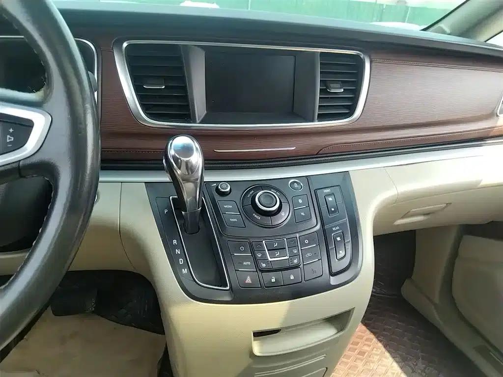 Buick GL8 2017 25S Premium Edition (National V Emission Standard) — миниатюра 9