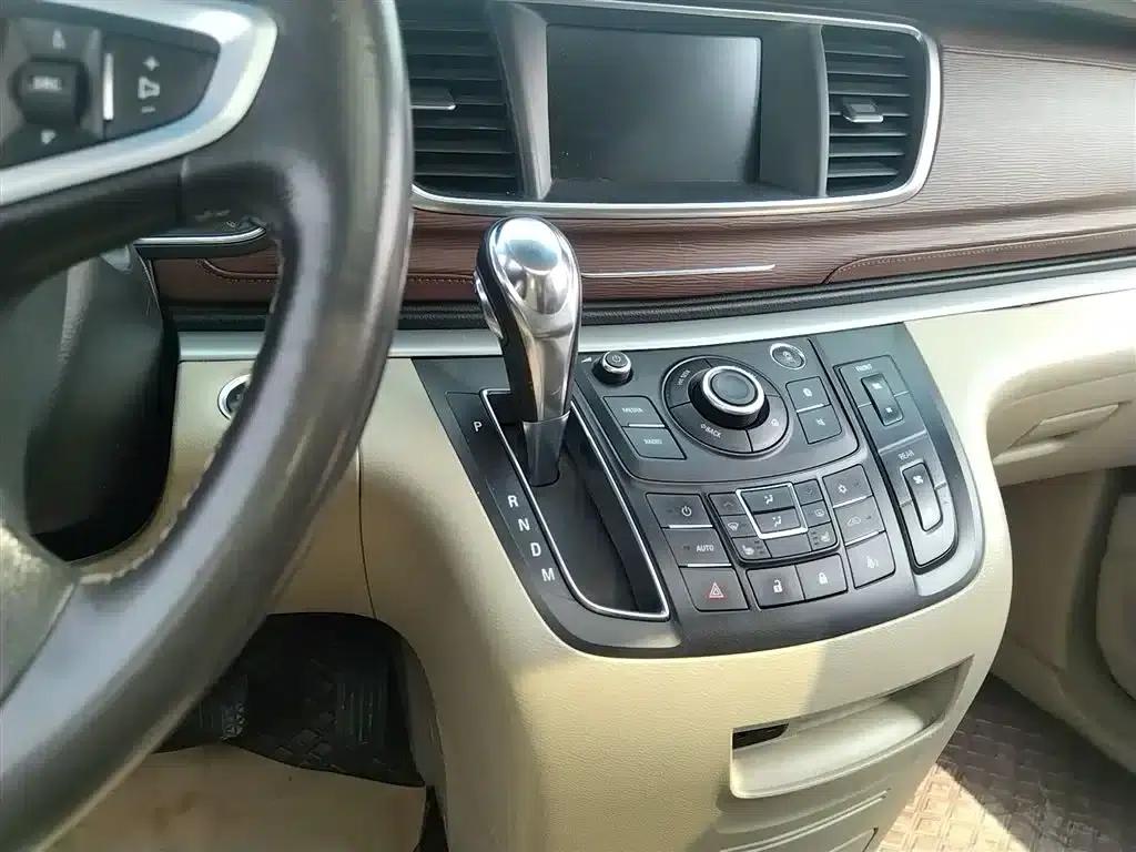 Buick GL8 2017 25S Premium Edition (National V Emission Standard) — миниатюра 10