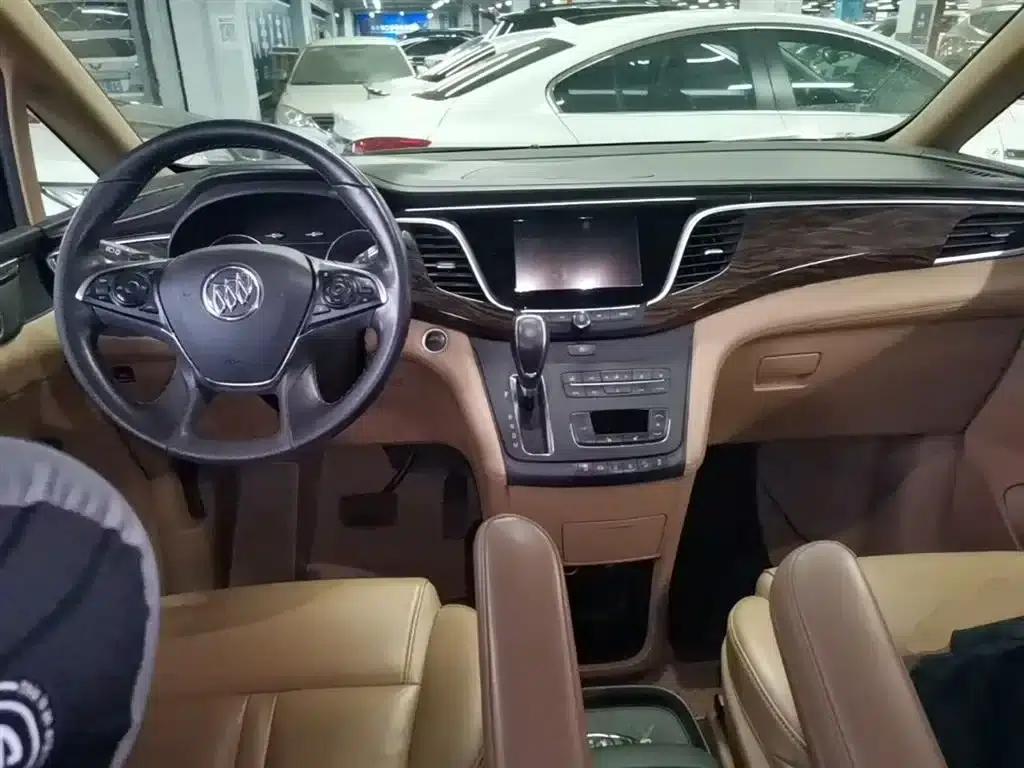 Buick GL8 2017 ES 28T Premium Edition (National V Emission Standard) — миниатюра 16