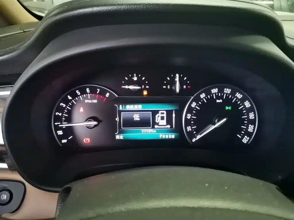 Buick GL8 2017 ES 28T Premium Edition (National V Emission Standard) — миниатюра 18