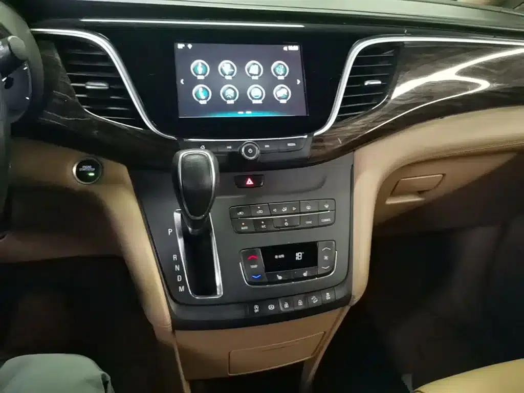 Buick GL8 2017 ES 28T Premium Edition (National V Emission Standard) — миниатюра 20