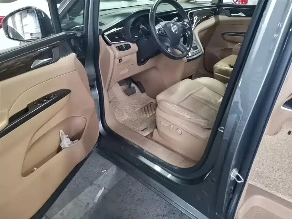 Buick GL8 2017 ES 28T Premium Edition (National V Emission Standard) — миниатюра 23