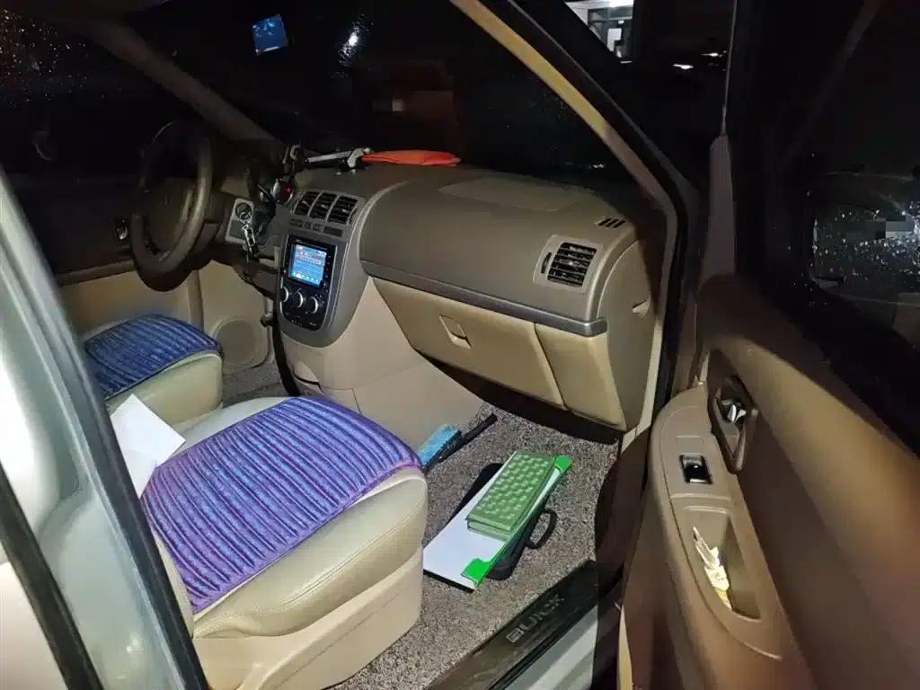 Buick GL8 2014 2.4L Classic Edition — миниатюра 20