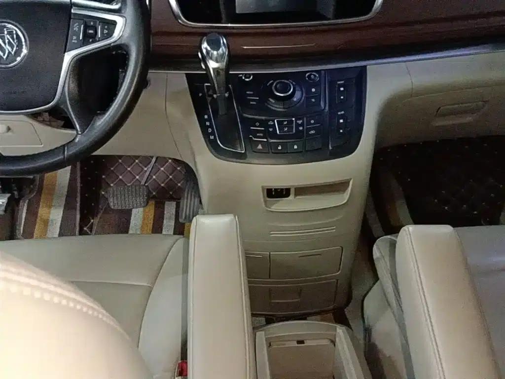 Buick GL8 2017 25S Luxury Edition (National V Emission Standard) — миниатюра 14