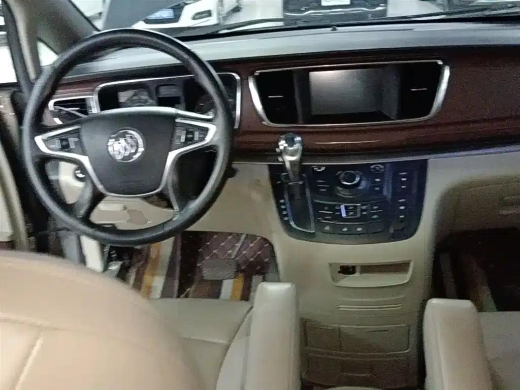 Buick GL8 2017 25S Luxury Edition (National V Emission Standard) — миниатюра 10
