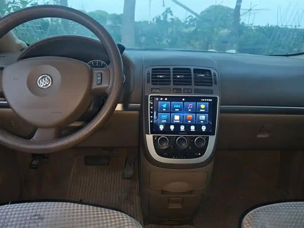 Buick GL8 2014 2.4L Classic Edition — миниатюра 13
