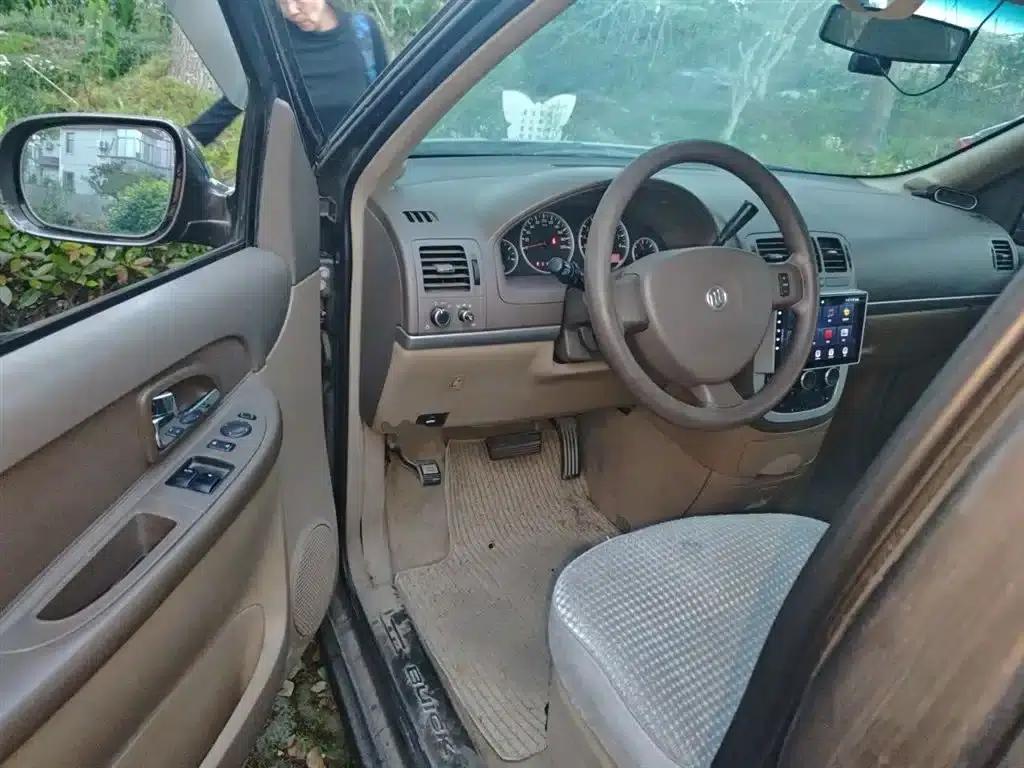 Buick GL8 2014 2.4L Classic Edition — миниатюра 14