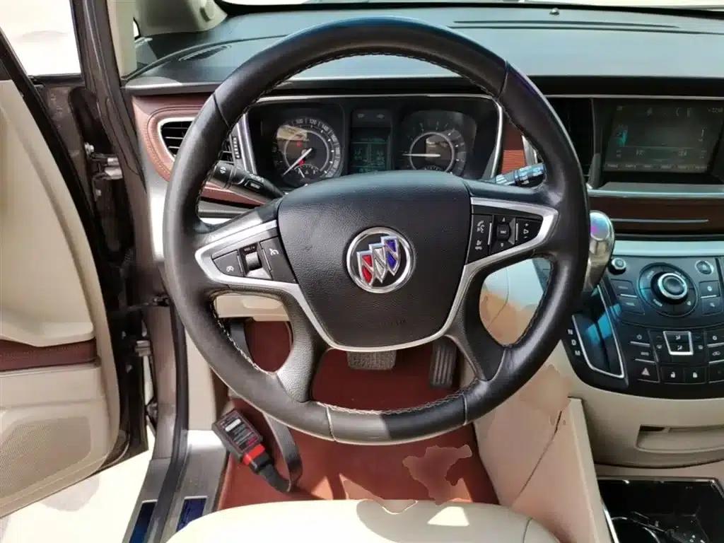 Buick GL8 2017 25S Luxury Edition (National V Emission Standard) — миниатюра 11