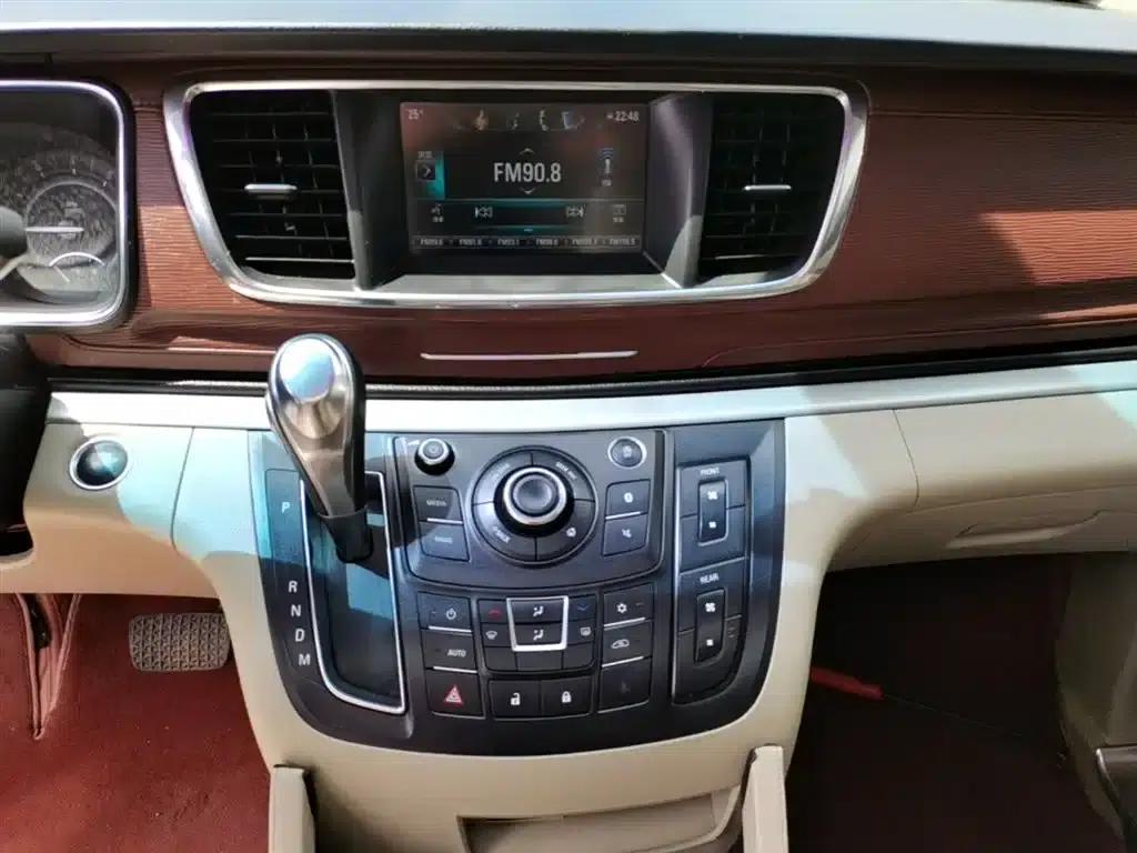 Buick GL8 2017 25S Luxury Edition (National V Emission Standard) — миниатюра 13