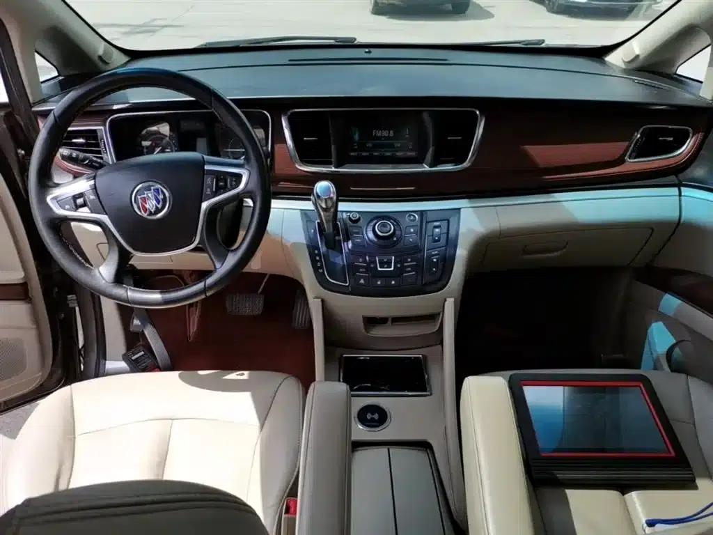 Buick GL8 2017 25S Luxury Edition (National V Emission Standard) — миниатюра 10