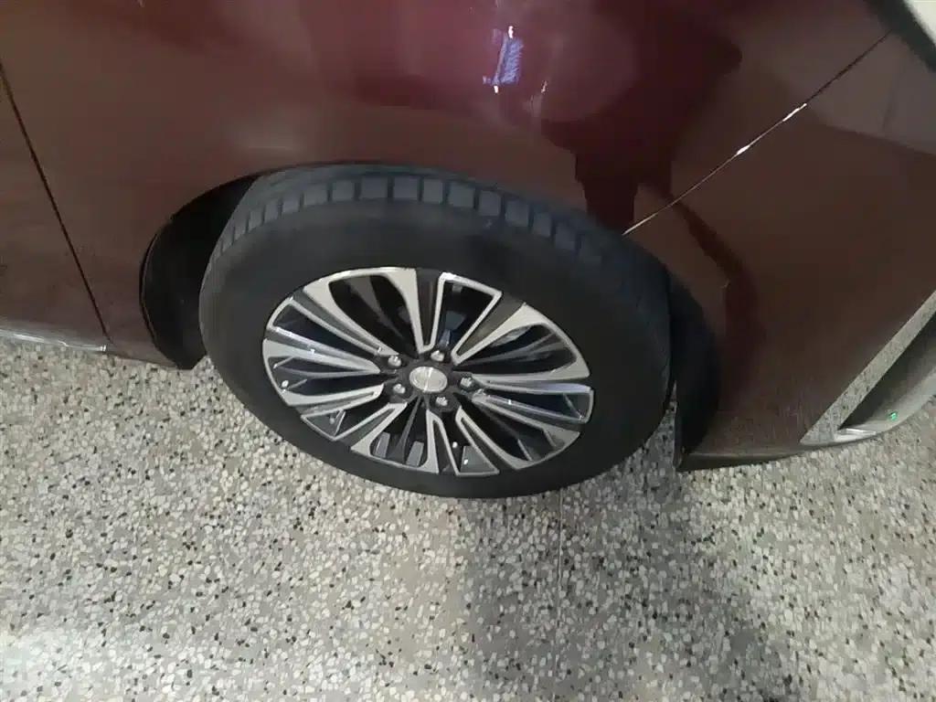 Buick GL8 2023 ES Avantgarde Luxury Edition — миниатюра 14