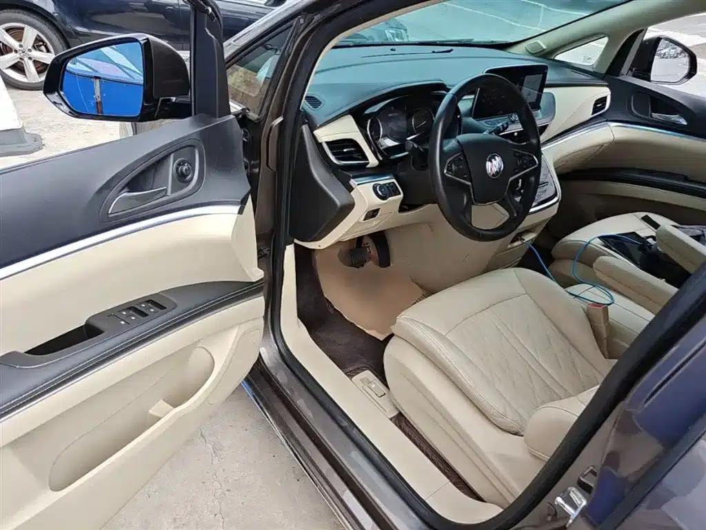 Buick GL8 2023 Facelift Land Business Class Luxury Edition — миниатюра 16