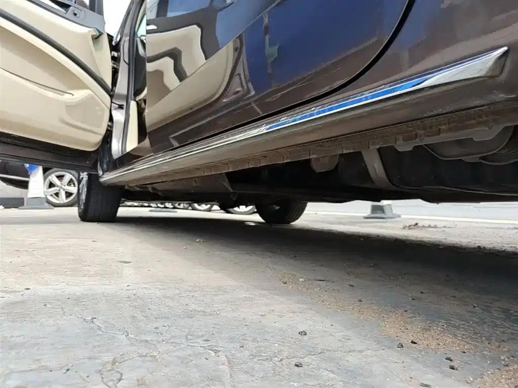 Buick GL8 2023 Facelift Land Business Class Luxury Edition — миниатюра 22