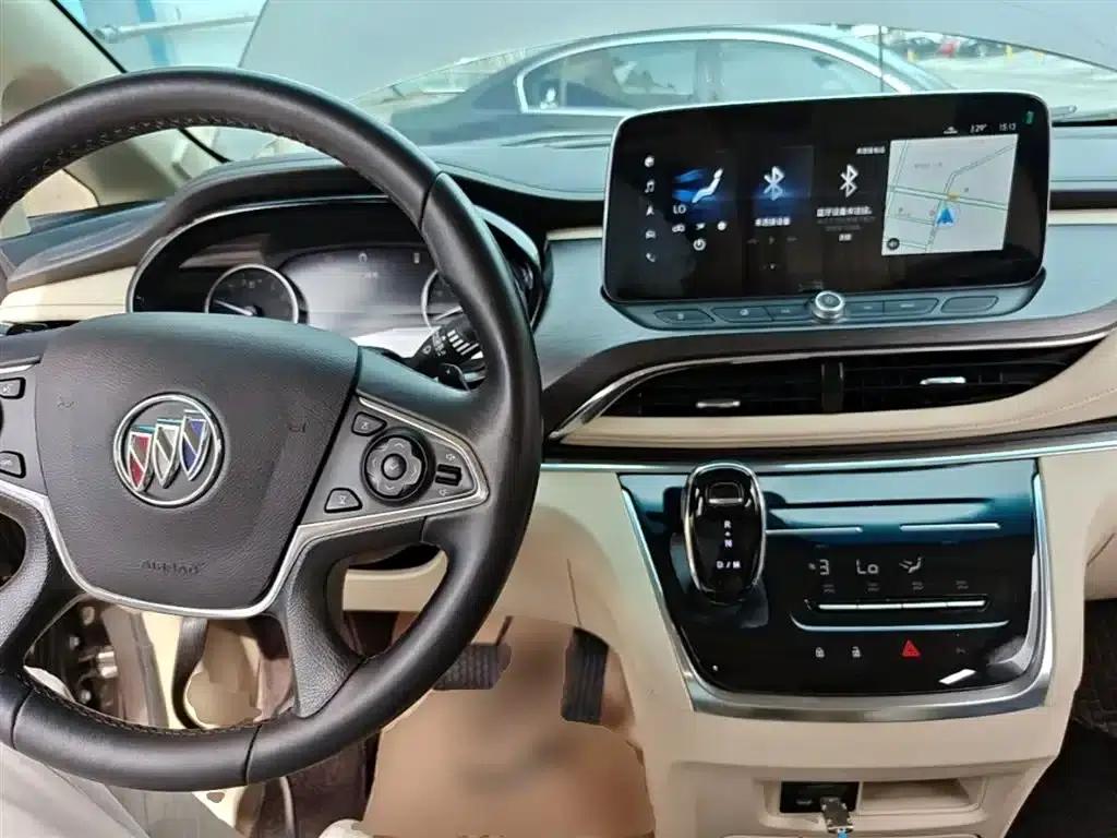 Buick GL8 2023 Facelift Land Business Class Luxury Edition — миниатюра 10