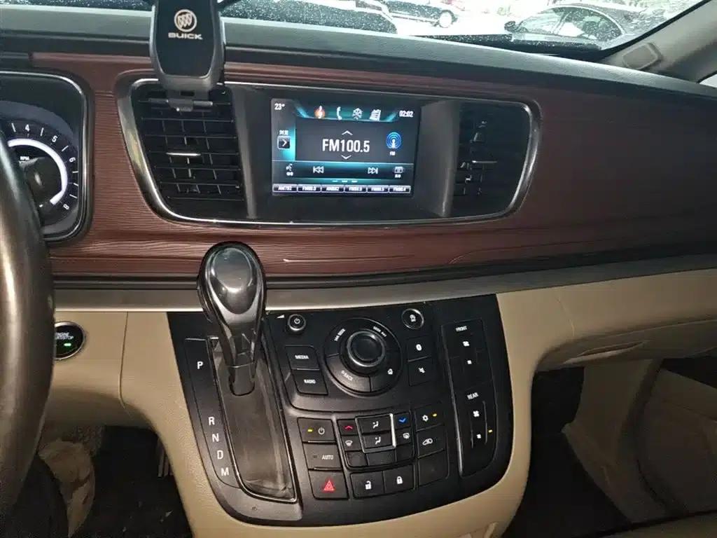 Buick GL8 2018 28T Luxury Edition (China VI Emission Standard) — миниатюра 13