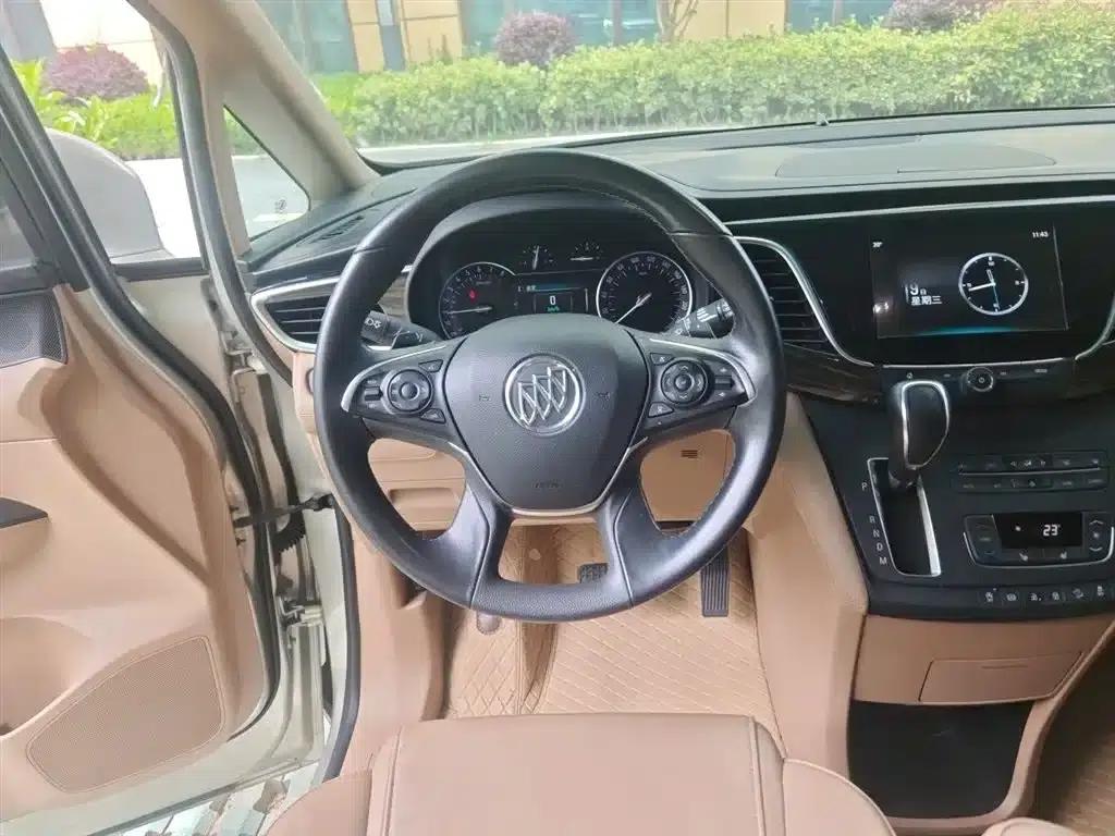 Buick GL8 2017 ES 28T Premium Edition (National V Emission Standard) — миниатюра 3