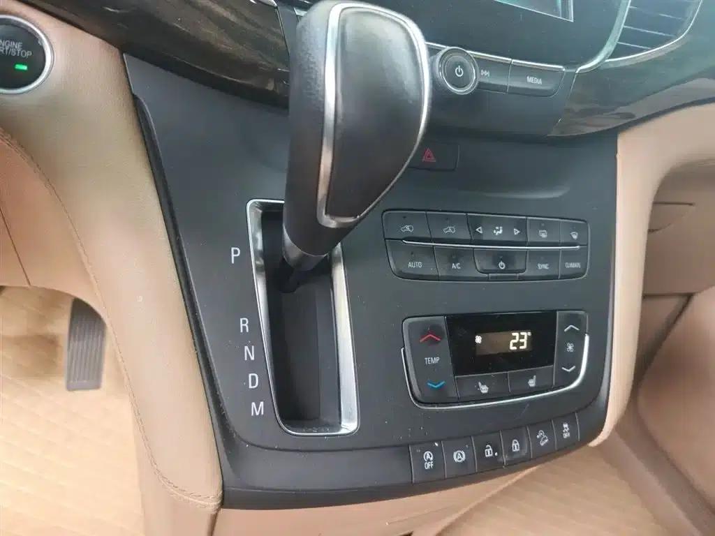 Buick GL8 2017 ES 28T Premium Edition (National V Emission Standard) — миниатюра 7