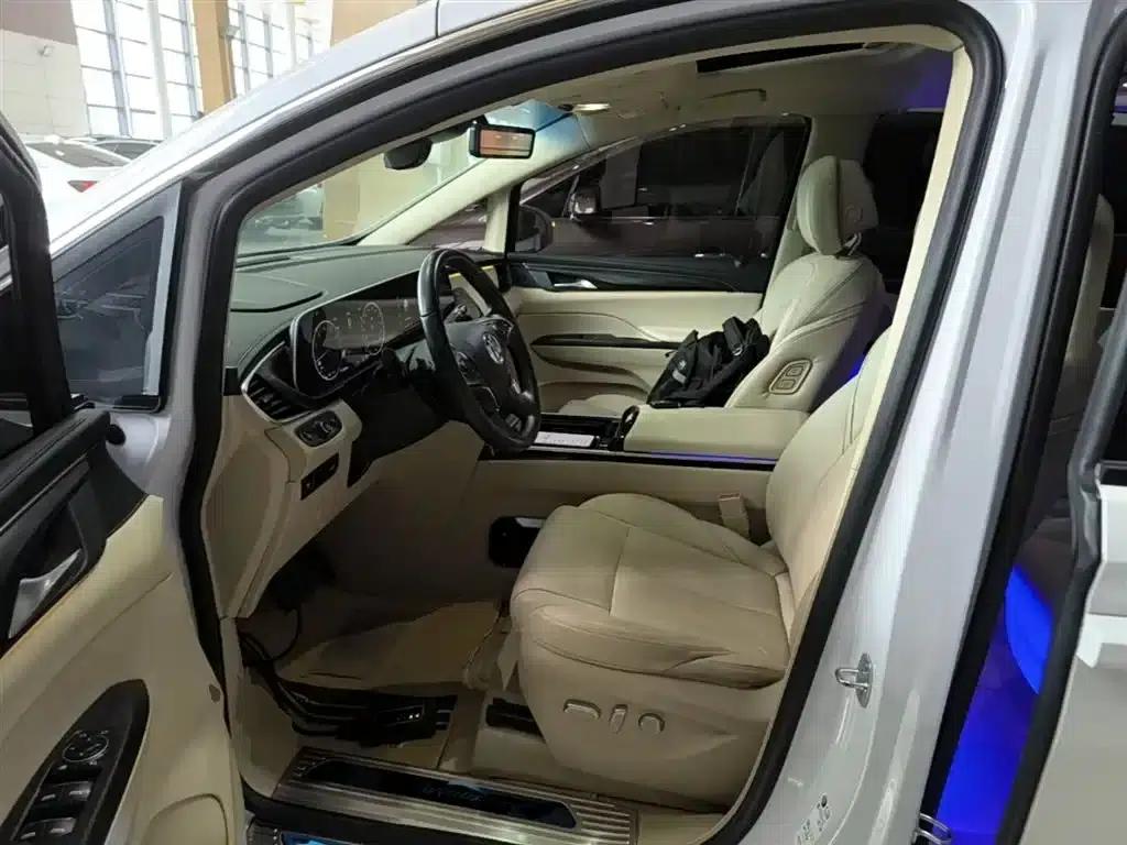 Buick GL8 2023 ES Luxury Edition — миниатюра 15