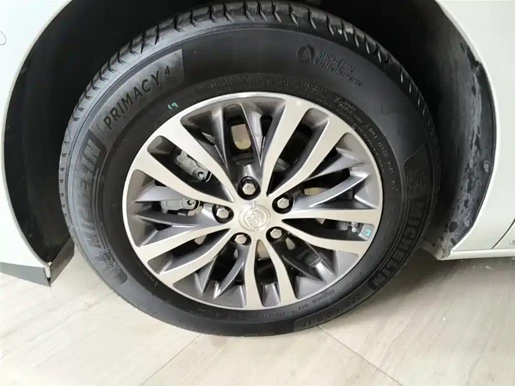 Buick GL8 2023 ES Luxury Edition — миниатюра 23